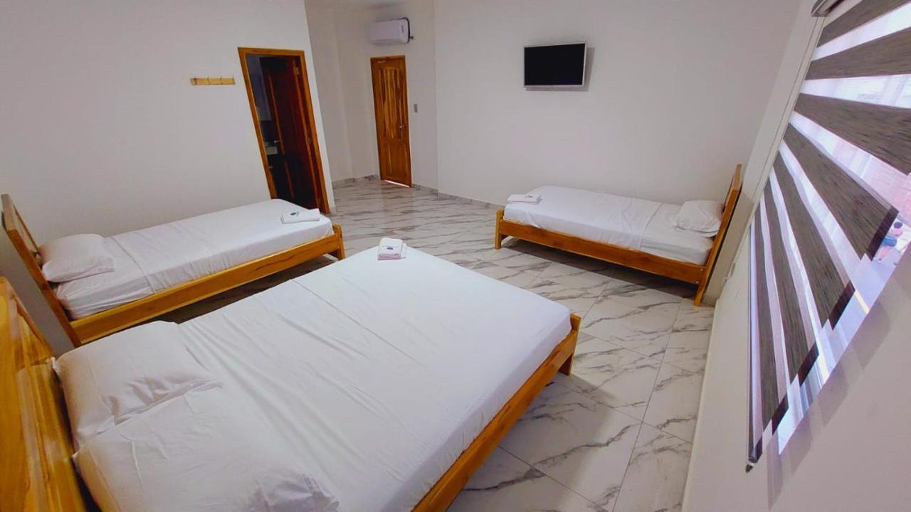 Hostal Amelia De La Rosa มันตา ภายนอก รูปภาพ