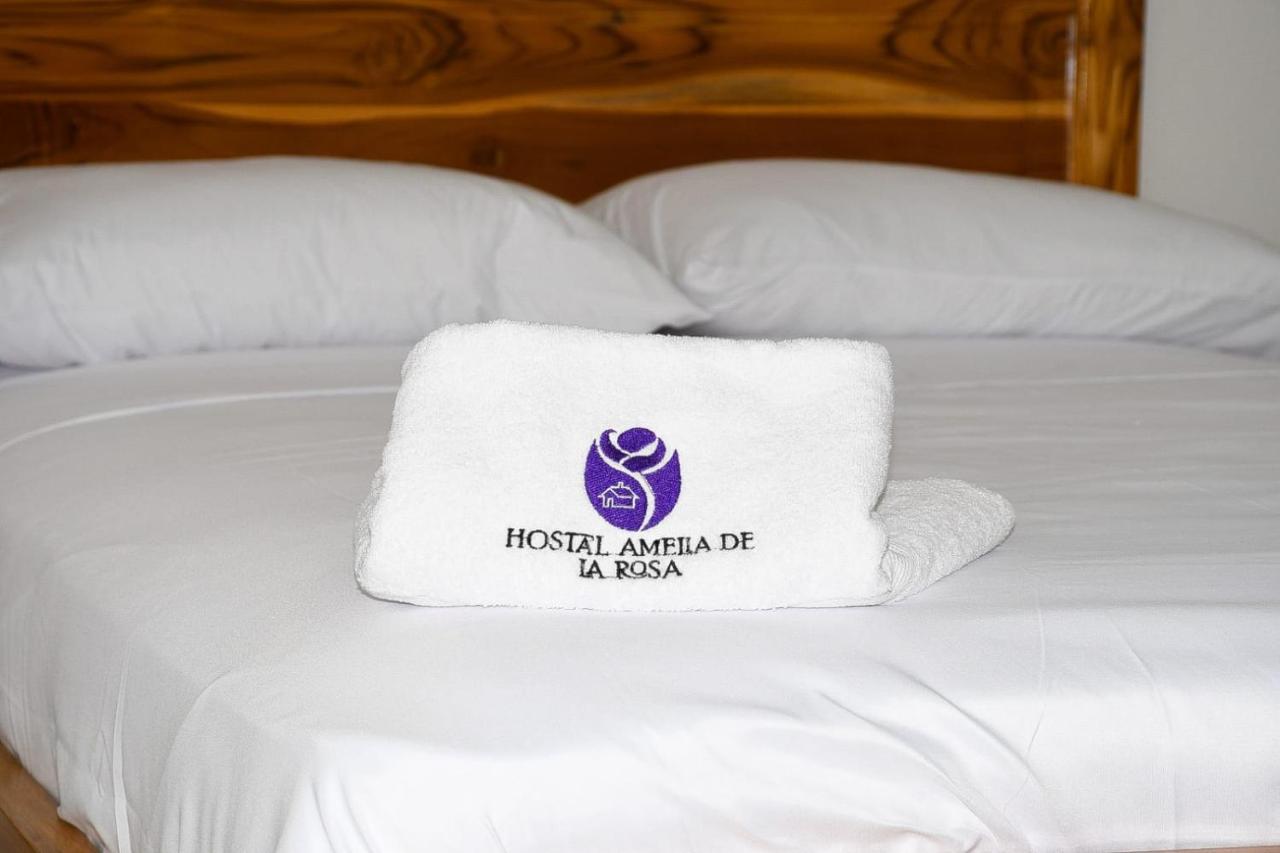 Hostal Amelia De La Rosa มันตา ภายนอก รูปภาพ